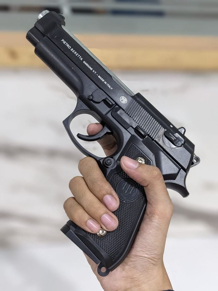 Toy Guns