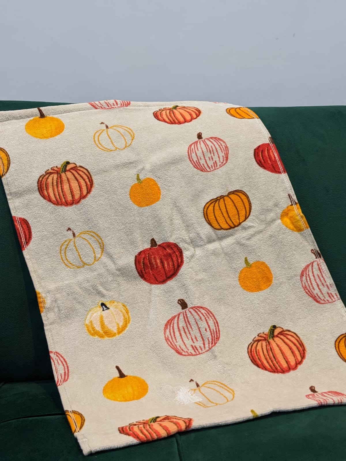 Best quality BABY towel size (24*18) inches 💯 cotton towel. INVOICE PAY