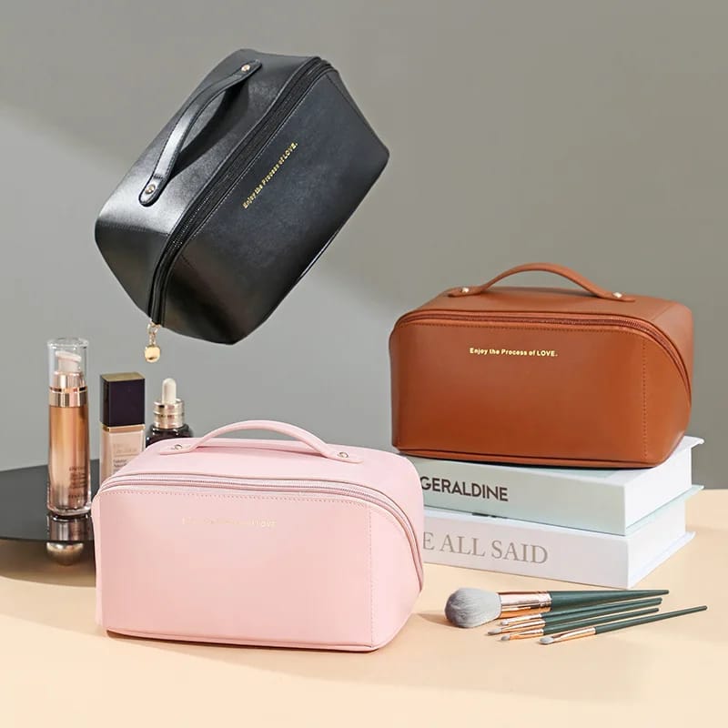 Portable PU Makeup Multifunctional Bag.